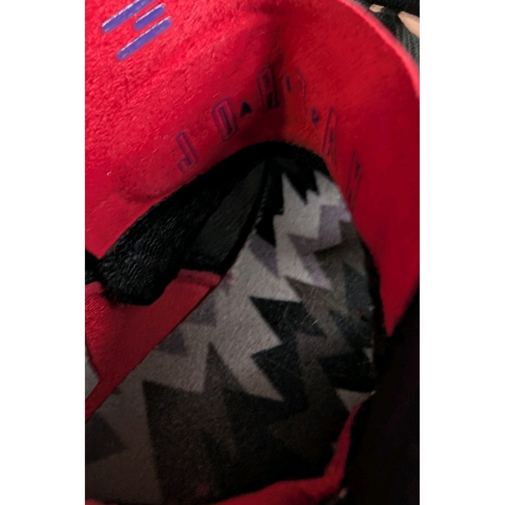 Air Jordan 37 Raptors Black Basketball Sneakers 6Y Red - Picture 3 of 9